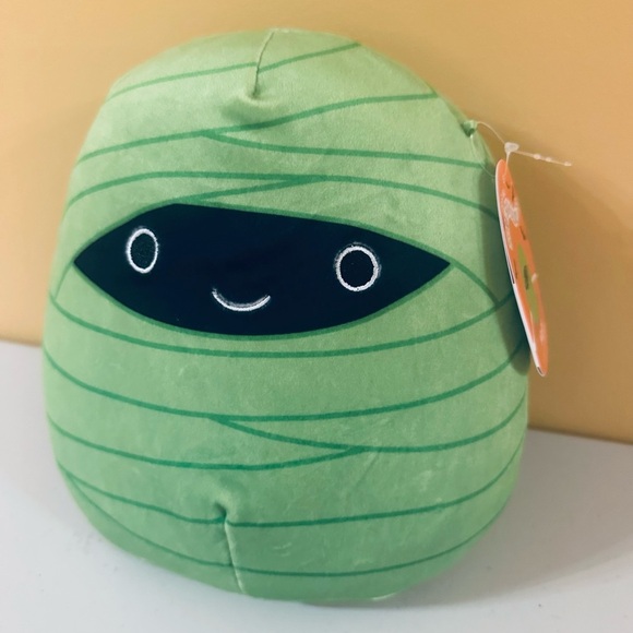 Nwt Major Mummy 8" Squishmaillows - Picture 2 of 4